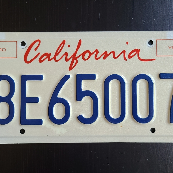 Other - 🌴🌵🌈California State License Plate
